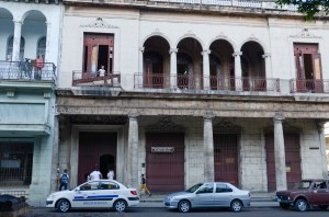 This is one of the two schools who's gym classes were out on el Prado.