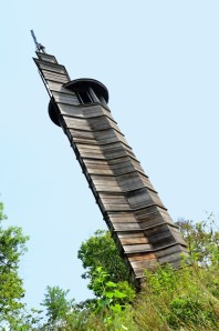 Romeo and Juliet from the side.