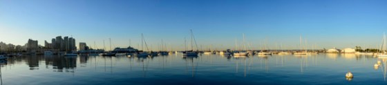 A view of the entire waterfront with downtown san Diego on the left.