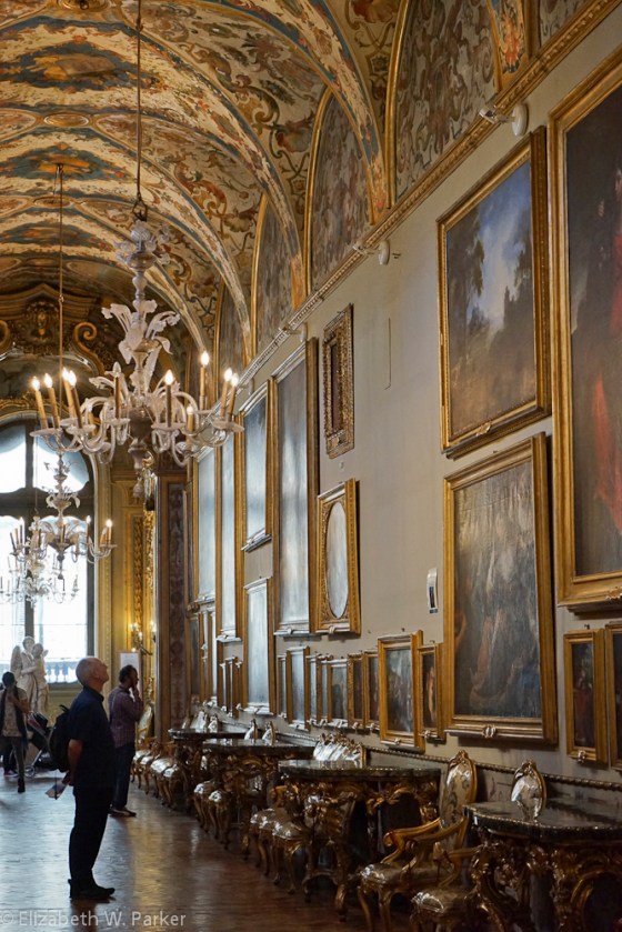 Inside the Doria Pamphilij - Sumptuous decoration and a huge art collection!