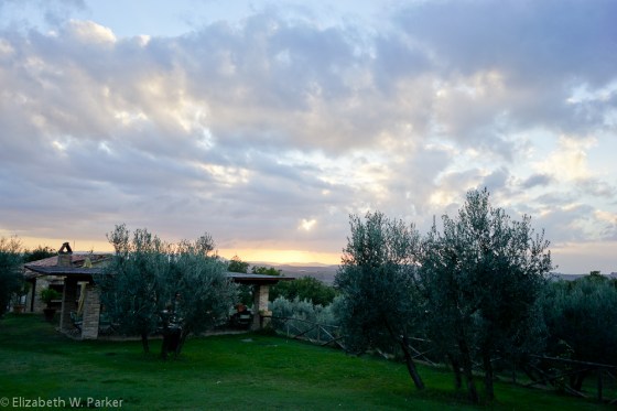 Pretty sunset ending to a lovely day in Tuscany